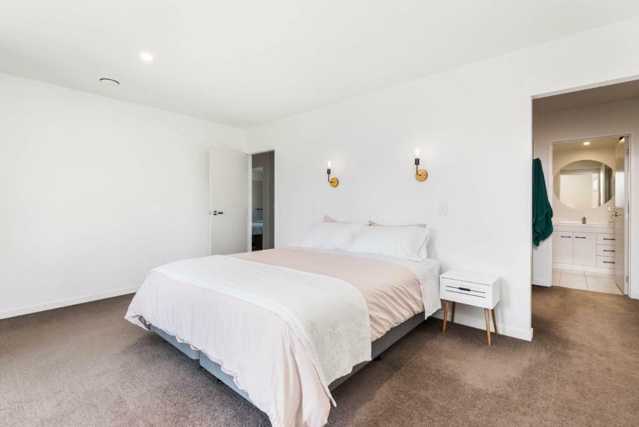 Time Out At Lake Wanaka Exterior photo